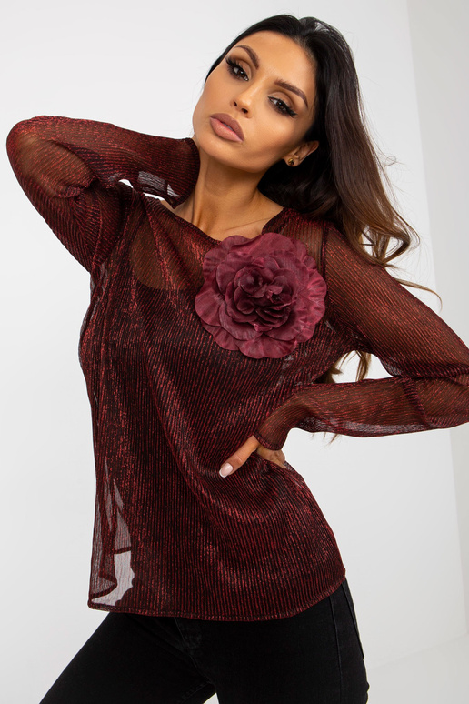 Punane ja must kaheosaline pidulik... Punane ja must kaheosaline pidulik...