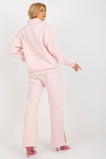 Heleroosa kolmeosaline...