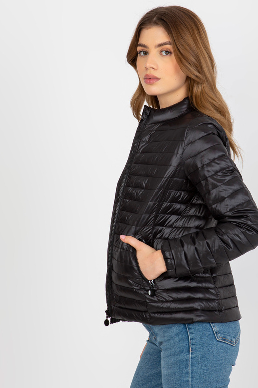 Must üleminekuajaline tepitud jakk