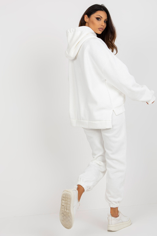 Valge naiste dressipluusi komplekt... Valge naiste dressipluusi komplekt...