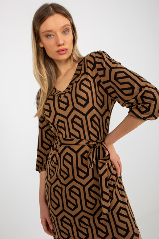 Kaameli ja must prindi ja lõhikutega... Kaameli ja must prindi ja lõhikutega...