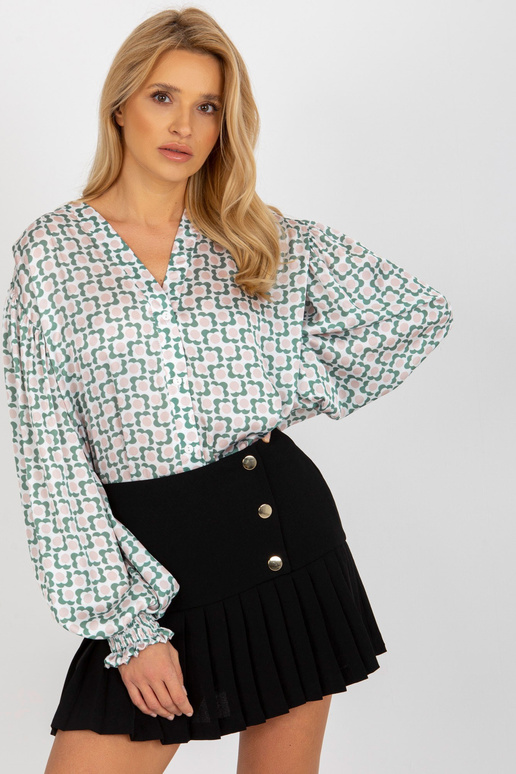 Valge ja beež trükise ja lopsaka...