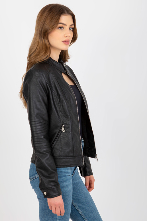 Must naiste ökonahast taskutega biker...