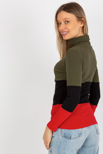 Khaki-punase soonikuga...