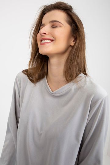 Helehall veluurkomplekt...