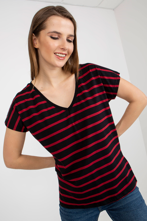 Must ja punane naiste põhiline...