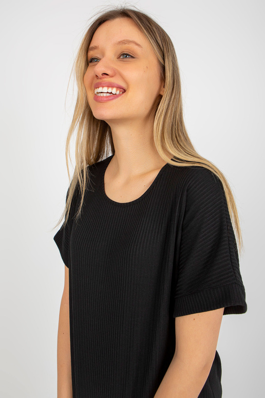 Must soonikuga oversize pluus ümara...