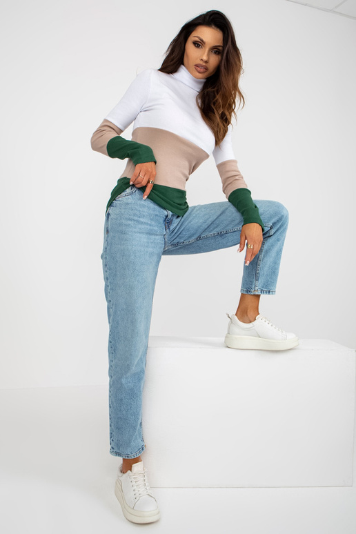 Valge ja beež naiste põhiline...