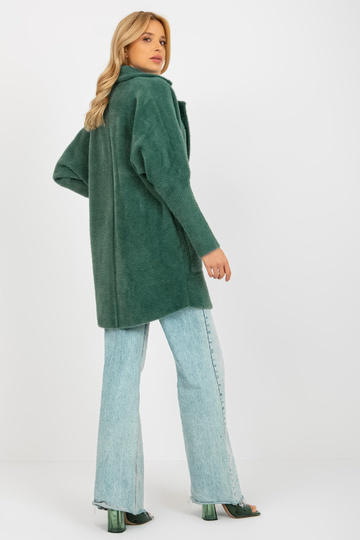 Tumeroheline villane...