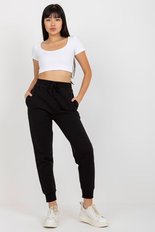 Mustad soojendusega dressipüksid...