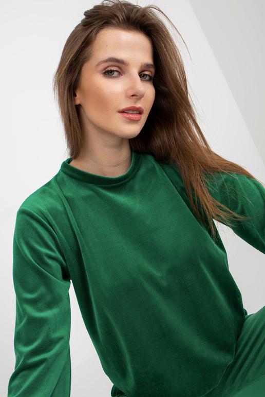 Roheline naiste veluurkomplekt koos... Roheline naiste veluurkomplekt koos...