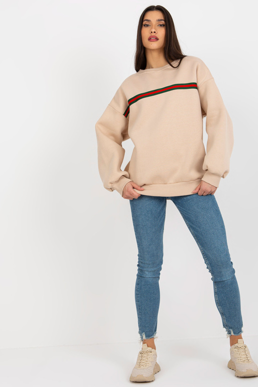 Suure lõikega beež kapuutsita...