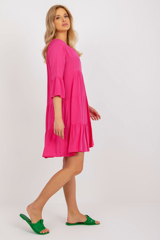 Fuksia lõõsa ja V-kaelusega kleit... Fuksia lõõsa ja V-kaelusega kleit...