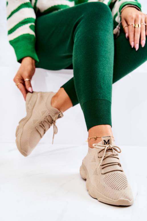 Sportliku stiiliga jalanõud Sneakers... Sportliku stiiliga jalanõud Sneakers...