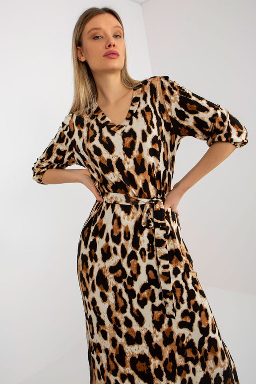 Beežist ja mustast viskoosist... Beežist ja mustast viskoosist...