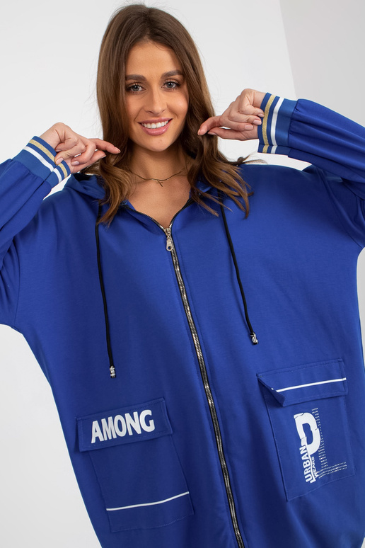 Tumebeež pikk pusa ja pealdistega...