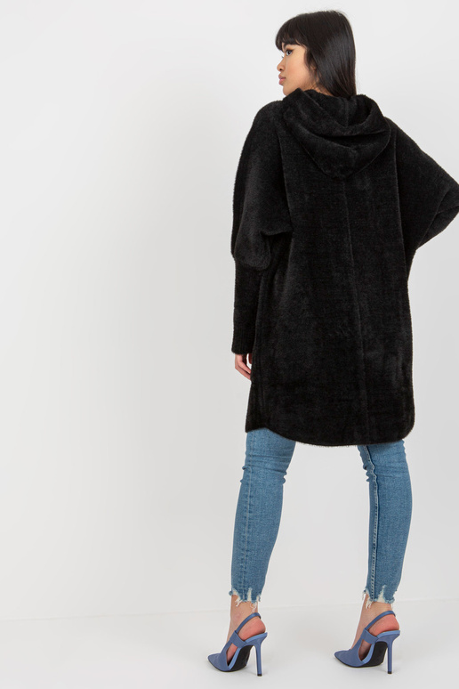 Must lahtine kapuutsi ja taskutega...