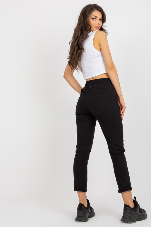 Mustad naiste pahkluu dressipüksid