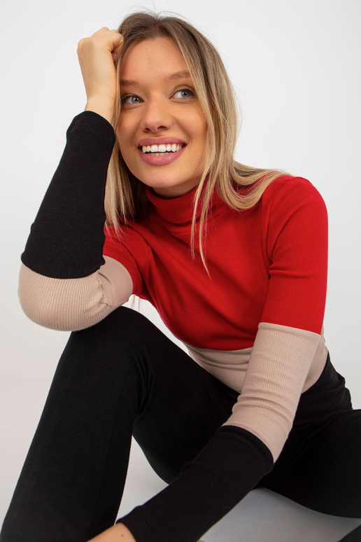 Punase ja musta värvi puuvillane...