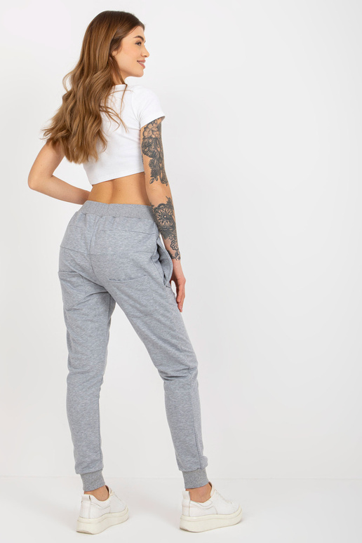 Hallid kõrge vöökohaga naiste...