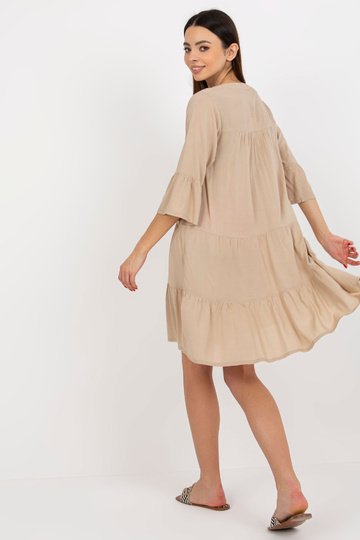 Beež volangiga suvekleit... 2