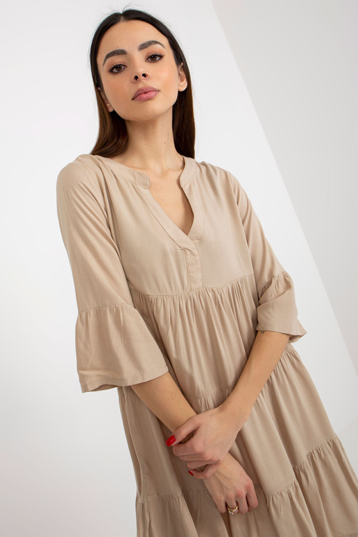 Beež volangiga suvekleit oversize...