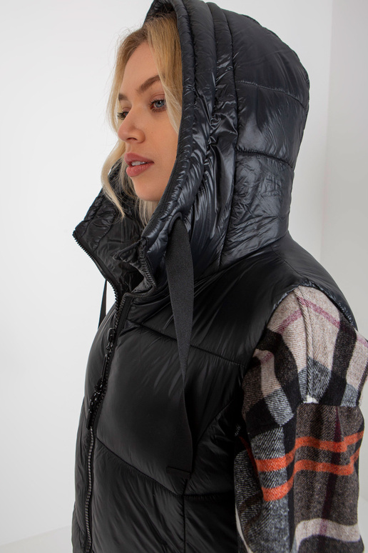 Must pikk kapuutsiga sulevest VÄRSKE...