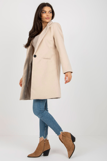 Beež elegantne naiste...