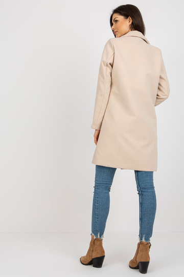 Beež elegantne naiste... 2