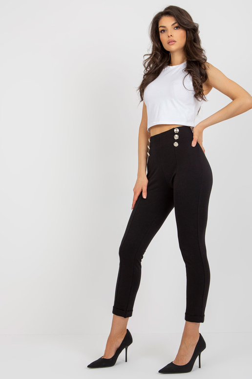 Mustad naiste dressipüksid...