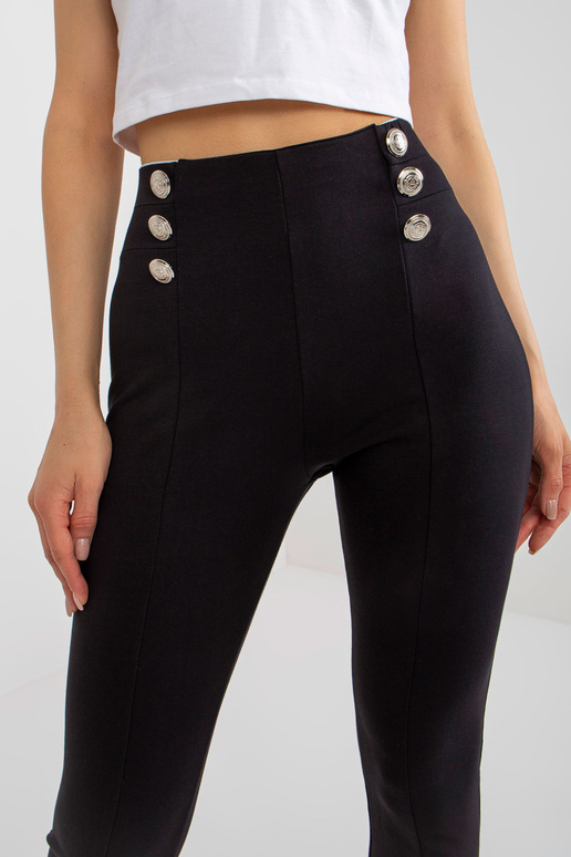 Mustad naiste dressipüksid...