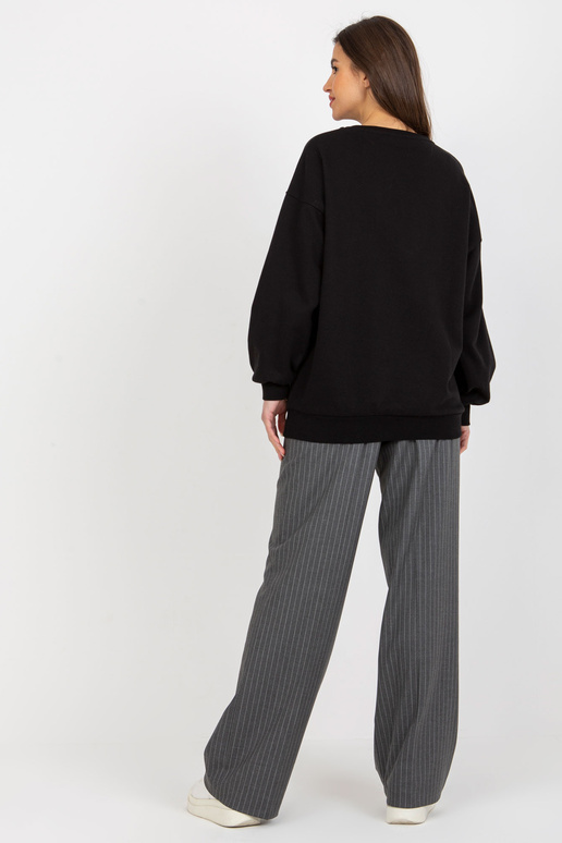 Must avara liibumisega oversize...