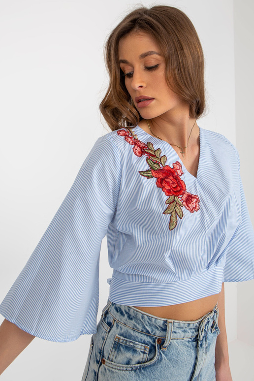 Helesinine-valge lühike pidulik...