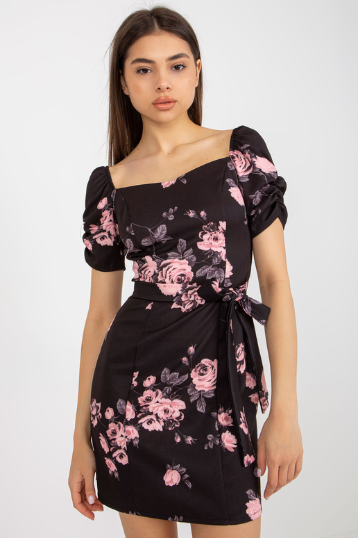 Ilona Must ja roosa pliiatsiga... Ilona Must ja roosa pliiatsiga...