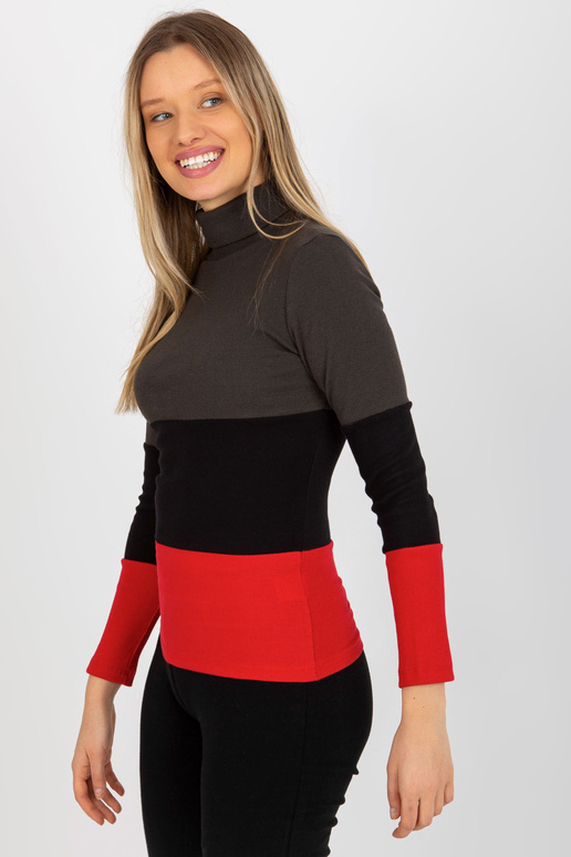 Khaki-punane liibuv põhipluus...