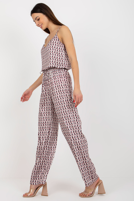 Beeži ja roosa kolmeosaline vabaaja... Beeži ja roosa kolmeosaline vabaaja...