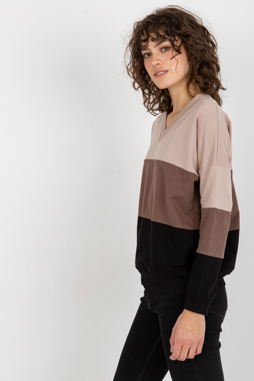 Beež ja must naiste V-kaelusega...