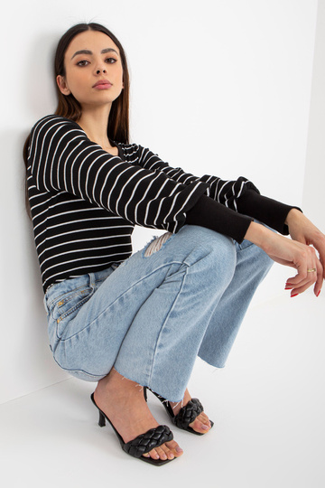 Musta ja valge triibuline... 2