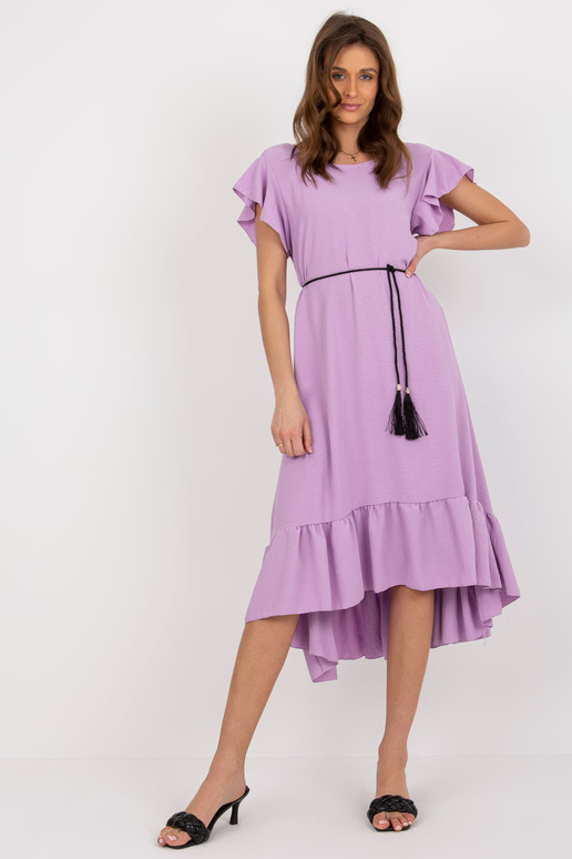 Helelilla midi-kleit volangide ja... Helelilla midi-kleit volangide ja...