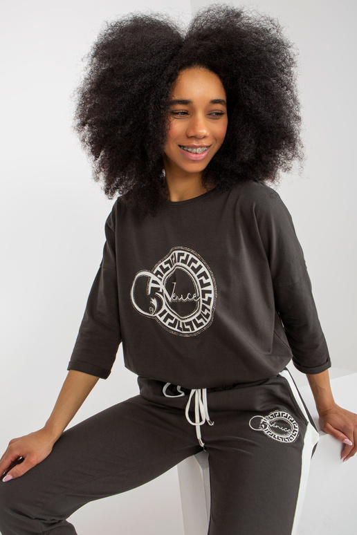 Khaki värvi naiste dressipluusi... Khaki värvi naiste dressipluusi...