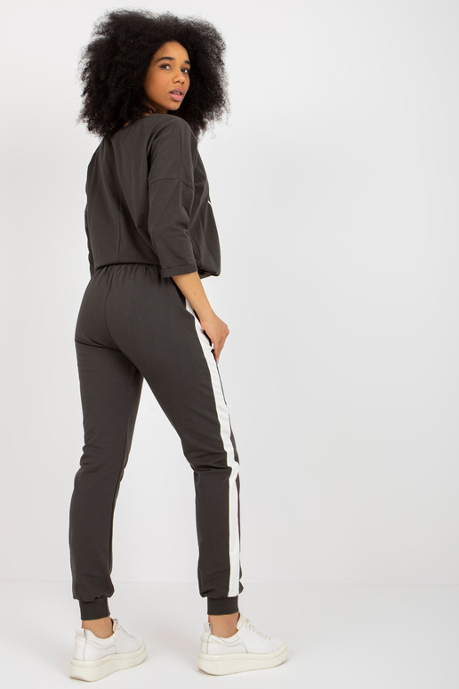 Khaki värvi naiste dressipluusi... Khaki värvi naiste dressipluusi...