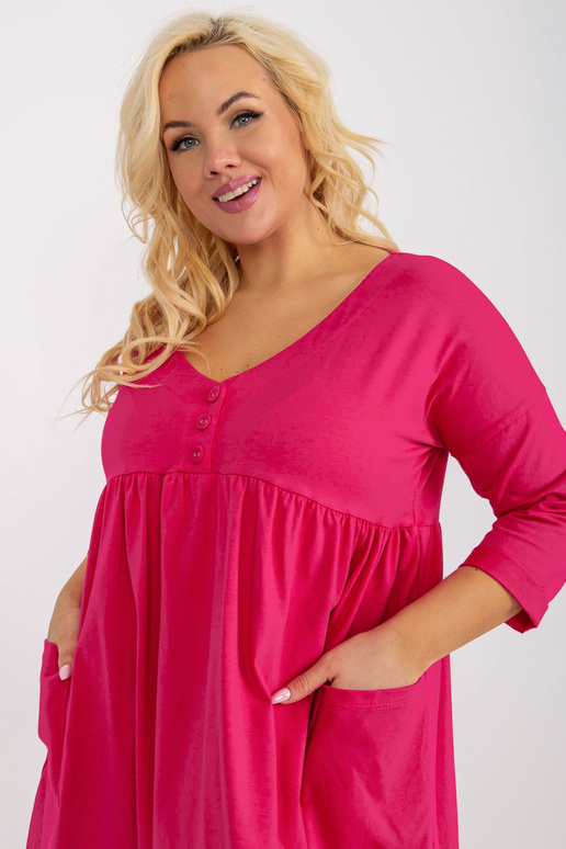 Fuksiast pluss suuruses põhikleit...