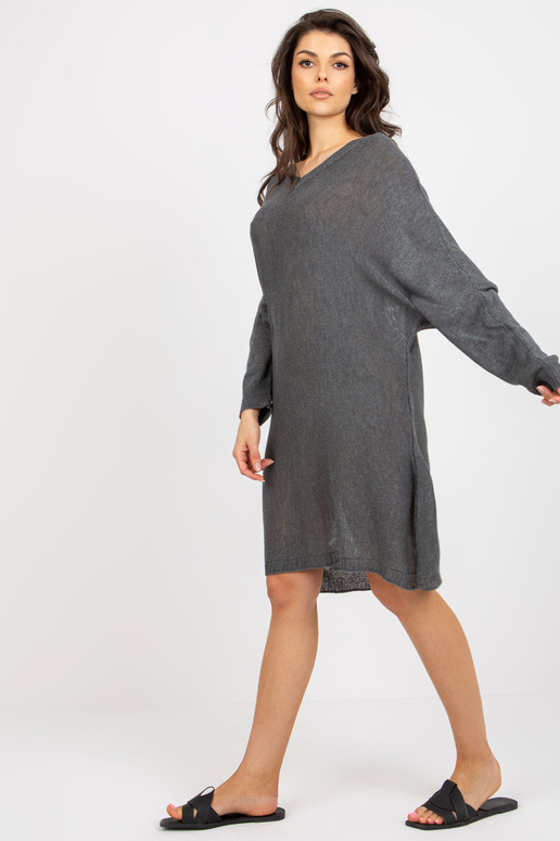 Tumehall V-kaelusega kootud kleit