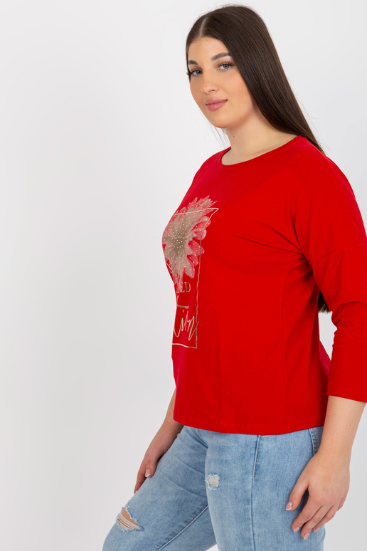 Punane naiste suures suuruses pluus...