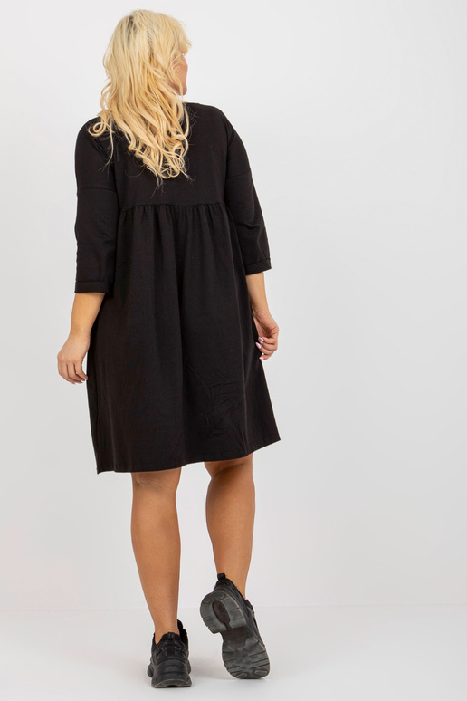 Must laienev suures suuruses...