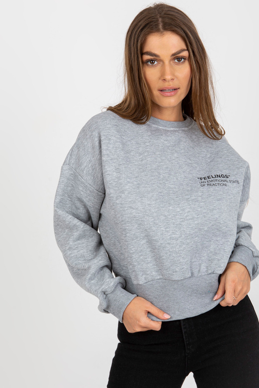 Hall lühike ümara kaelusega...