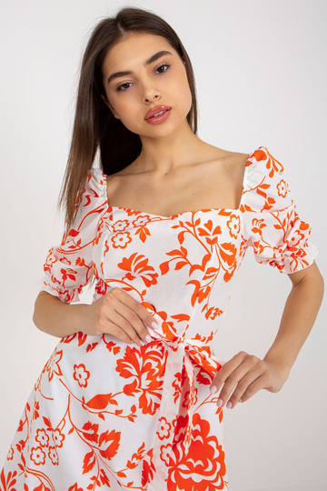 Valge ja oranži puuvillase... 2