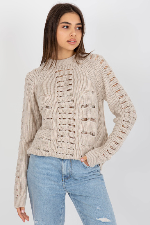 Beež pikk ažuurse mustriga ülisuur...