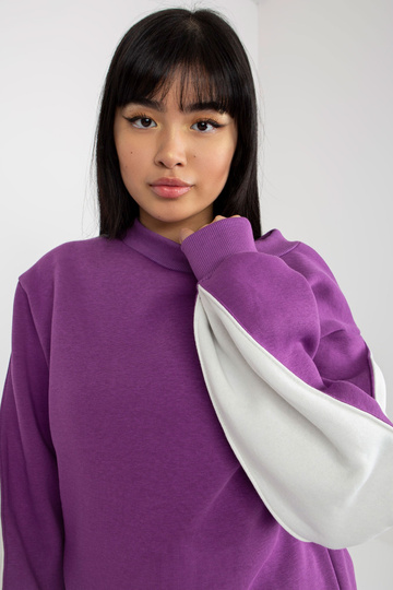 Lilla kapuutsita lõhikutega... 2