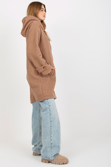 Tumebeež plush kapuutsiga... 2